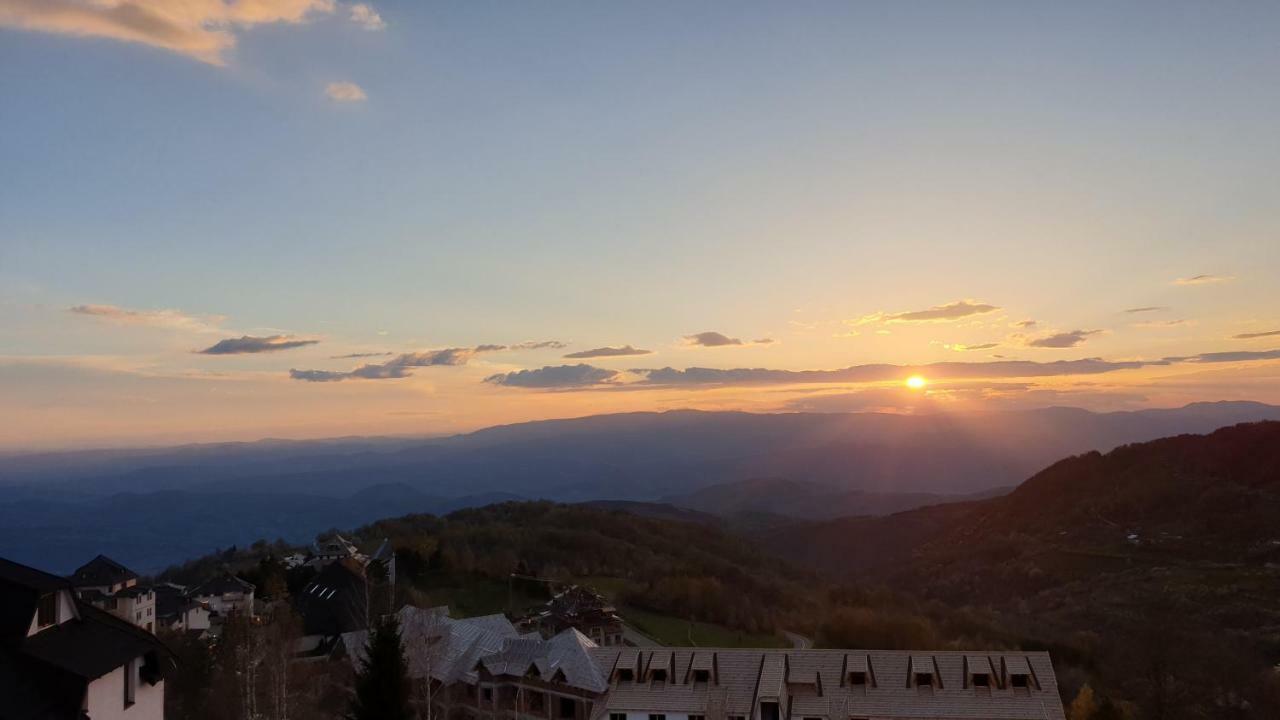 Apartman Four Seasons Kopaonik Exteriör bild